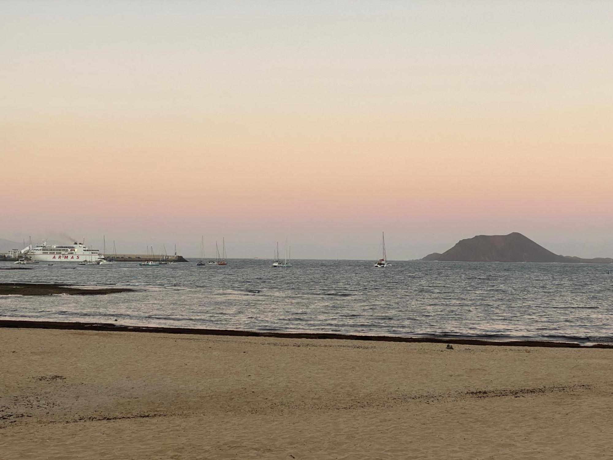 Sun And Surf Stay Corralejo Eksteriør bilde